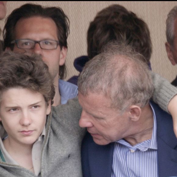 Patrick Poivre d'Arvor et son fils François à la finale de l'open de tennis de Monte Carlo en 2010 © Bestimage