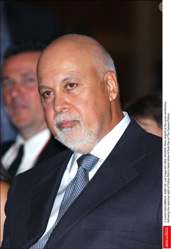 René Angelil à la conférence de presse qui a suivi la première du dernier spectacle de Céline Dion, A New Day, au Caesars Palace, Las Vegas, le 23 mars 2003. © Lionel Hahn/ABACA