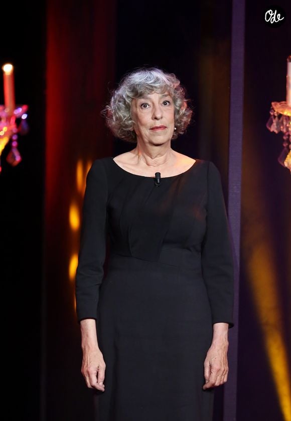 Fidèle à son franc-parler, elle assumait pleinement son envie de profiter de sa retraite.

 Anémone - Spectacle "Elles se croient toutes Joly" en hommage à Sylvie Joly, mis en scène par Pierre Palmade, au théâtre de Paris dans le 9ème arrondissement à Paris, le 26 octobre 2015, qui sera diffusé le 15 janvier 2016 sur France 3. 
© Dominique Jacovides - Romuald Meigneux / Bestimage