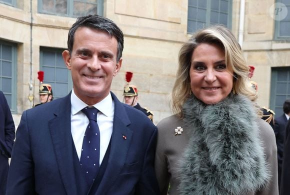 Manuel Valls et sa femme Susana Gallardo Torrededia - Mario Vargas Llosa fait son entrée à l'Académie française, le 9 février 2023. Comme le veut la tradition, l'auteur péruviano-espagnol, prix Nobel de littérature 2010, fera l'éloge de son prédécesseur, M.Serres, lors de son discours d'intronisation à l'Académie française.
© Dominique Jacovides / Bestimage