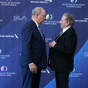 Le prince Albert II de Monaco et Michel Drucker lors de la 65e édition du Festival TV de Monte-Carlo, au Monte Carlo Beach, le 12 juin 2026.

© Claudia Albuquerque / Bestimage