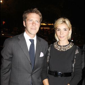 Le couple formé par l'actrice française et le prince vivait depuis plusieurs années séparés géographiquement

Emmanuel-Philibert de Savoie et Clotilde Courau à l'opéra (archive)
©VEEREN / BESTIMAGE