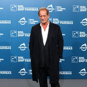 Vincent Lindon lors de la séance photo organisée dans le cadre du Roma Cinema Fest pour le film « Le Choix de Joseph Cross ». Italie, le 18 octobre 2024. Photo de ProvvisionatoMarco/IPA/ABACAPRESS.COM