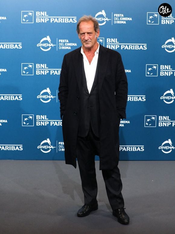 Vincent Lindon lors de la séance photo organisée dans le cadre du Roma Cinema Fest pour le film « Le Choix de Joseph Cross ». Italie, le 18 octobre 2024. Photo de ProvvisionatoMarco/IPA/ABACAPRESS.COM