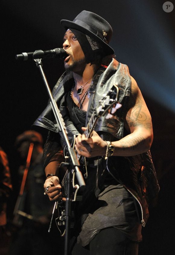 Le chanteur/musicien D'Angelo donne un concert à l'O2 Academy Brixton à Londres vendredi 03 février 2012. Photographie : ©AWAIS, /PCN/ABACAPRESS.COM
