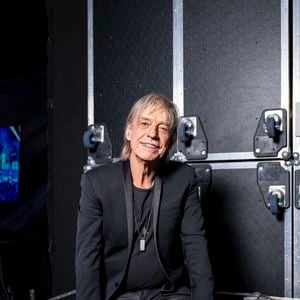 Exclusif - Jean-Louis Aubert - Backstage - Enregistrement de l'émission "La fête de la chanson française" à Paris, présentée par Laury Thilleman et André Manoukian, et diffusée le 20 décembre sur France 3
© Pierre Perusseau / Bestimage