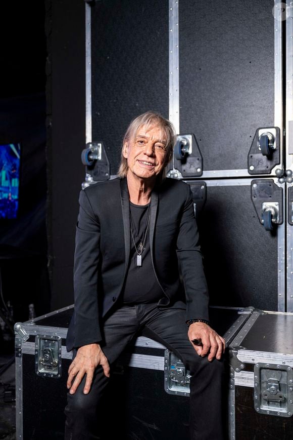 Exclusif - Jean-Louis Aubert - Backstage - Enregistrement de l'émission "La fête de la chanson française" à Paris, présentée par Laury Thilleman et André Manoukian, et diffusée le 20 décembre sur France 3
© Pierre Perusseau / Bestimage