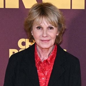 Miou-Miou pose lors du photocall de la première de 'Chers Parents' à l'UGC Bercy à Paris, France, le 16 février 2026. Photo par Christophe Meng/ABACAPRESS.COM