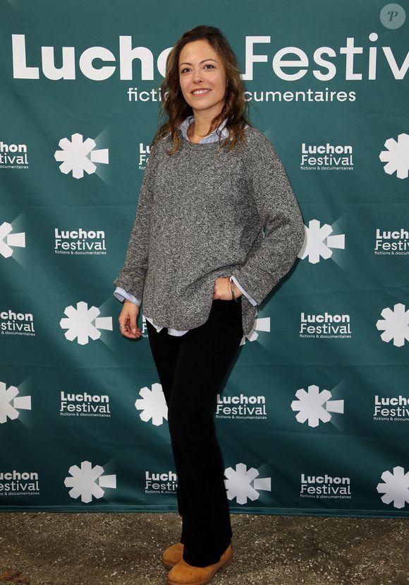 Cette comédienne, vous l'avez sans doute connue dans "Plus belle la vie", où elle incarnait Johanna Marci, ou alors dans "Demain nous appartient".

Exclusif - Dounia Coesens lors de la 25ème édition du Festival TV de Luchon le 7 février 2025.
© Patrick Bernard / Bestimage
