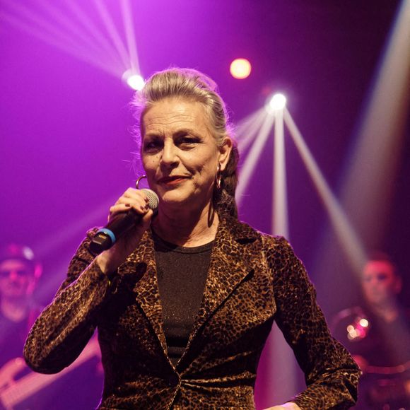 Lio joue The 80s tour au Dôme de Paris - Palais des sports le 26 mars 2022 à Paris, France. Photo par Alamy/ABACAPRESS.COM