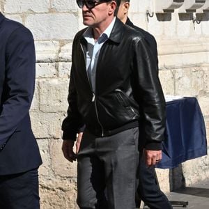 Benjamin Castaldi - Obsèques de Loana Petrucciani dans la cathédrale Sainte-Réparate à Nice le 10 avril 2026. L'ancienne star de téléréalité a été retrouvée morte dans son appartement niçois par les autorités, le 25 mars dernier.
© Bruno Bebert / Bestimage