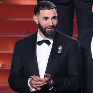 Karim Benzema - Descente des marches du film « 13 jours 13 nuits » lors du 78ème Festival International du Film de Cannes, au Palais des Festivals à Cannes. Le 23 mai 2025
© Jacovides-Moreau / Bestimage