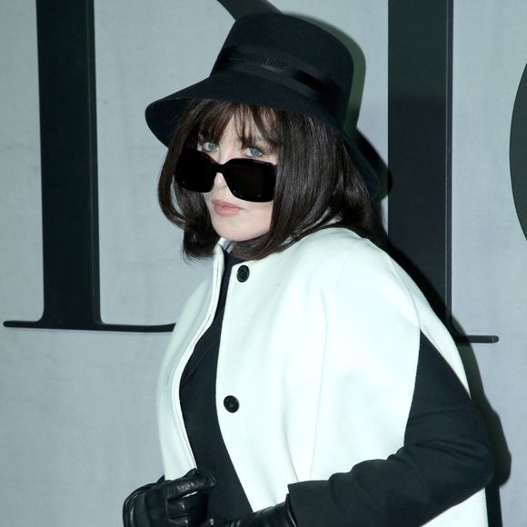 Isabelle Adjani - Célébrités au Défilé de Mode Dior, Prêt-à-porter Automne / Hiver 2025-2026 dans le cadre de la Fashion Week de Paris, France, le 04 Mars 2025. 

© Bertrand Rindoff / Bestimage