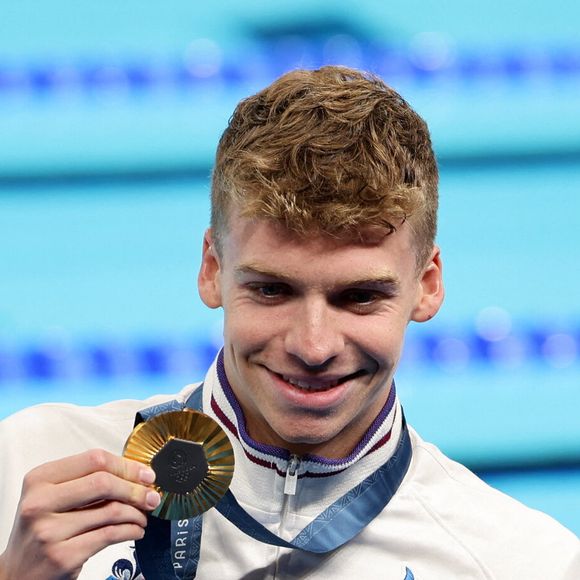 Léon Marchand devient champion Olympique sur 400 m 4 nages lors des Jeux Olympiques de Paris 2024 à Paris, le 28 juillet 2024. 

© Dominique Jacovides-Pierre Perusseau/Bestimage