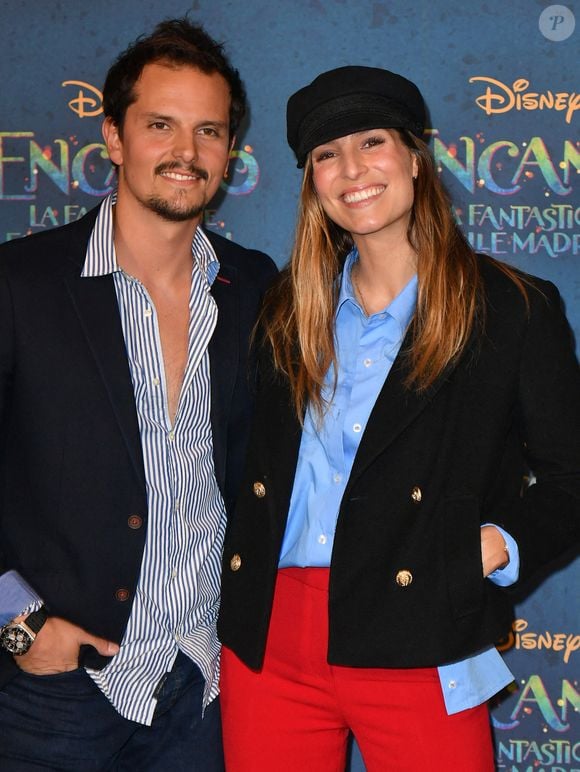 Juan Arbelaez et sa femme Laury Thilleman (Miss France 2011) - Avant-première du film "Encanto" de Disney au Grand Rex à Paris le 19 novembre 2021. © Veeren/Bestimage
