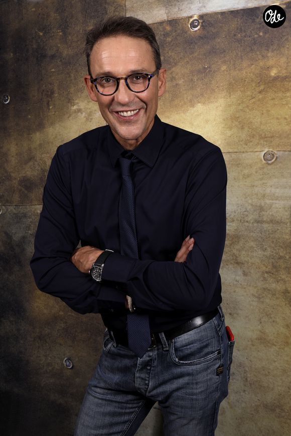 Julien Courbet - Portrait - Paris le 14 septembre 2017.

© CEDRIC PERRIN / BESTIMAGE