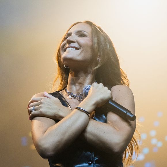 Exclusif - Vitaa en concert lors de la 1ère édition du "Festival Europe 2" au Casino de Paris le 17 juin 2025. © Alexandre Fumeron/Bestimage