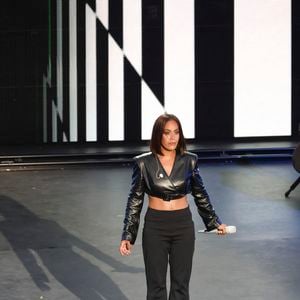 Exclusif -  Amel Bent lors de l'enregistrement de l’émission La Grande Fête de Carcassonne, diffusée le samedi 6 septembre à 21.10 sur France 2, dans la Cité Médiévale de Carcassonne, France, le 24 juin 2025. © Jack Tribeca/Bestimage