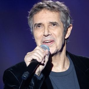 L'incontournable chanteur accorde une importance capitale à son hygiène de vie.

Exclusif - Julien Clerc lors de l'enregistrement de l'émission "La Boîte à secrets", présentée par F.Bollaert et diffusée le 2 janvier 2026 sur France 3, dans les studios du Lendit à Saint-Denis, France, le 1er décembre 2025. © Cyril Moreau/Bestimage