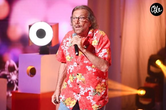 Antoine Muraccioli, lors de l'enregistrement de l'émission Vivement dimanche spéciale Voyages au studio Rive gauche, présentée par M.Drucker, diffusée sur France 3 le 28 juin 2026, à Paris, France, le 28 mai 2026. © Guillaume Gaffiot/Bestimage