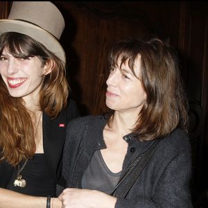 Lou Doillon et Kate Barry. © RINDOFF-BORDE / BESTIMAGE