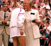 Katharine Worsley, duchesse de Kent, s'est "éteinte paisiblement" à l'âge de 92 ans

Jana Novotna réconfortée par la duchesse de Kent, Katharine Worsley lors de sa défaite en finale du tournoi de Wimblodon contre S. Graff en juin 1993. EXPRESS SYNDICATION / BESTIMAGE