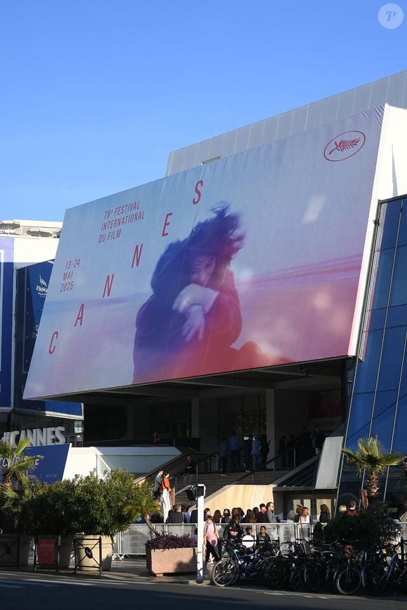 La ville de Cannes s'apprête à accueillir la 78ème édition de son festival international du film (13-24 mai 2025), le 11 mai 2025.