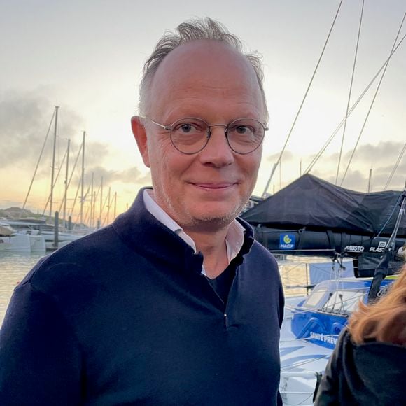 Édouard Philippe - People à la 10ème édition du Vendée Globe 2024 aux Sables d'Olonne le 9 novembre 2024.
© Fabien Faure / Bestimage