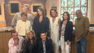 Après la mort d'un acheteur, la grande famille d'Affaire conclue "dévastée" : ses camarades de France 2 prennent la parole