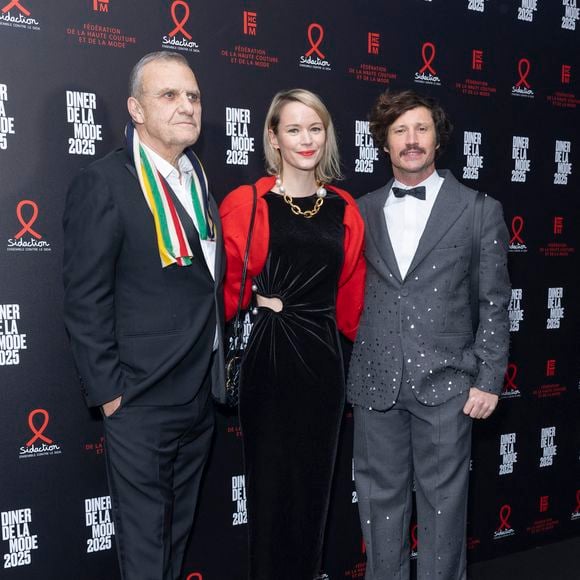 Jean-Charles de Castelbajac, Pauline de Drouas, Fabien Vallerian au photocall du 22ème dîner de la mode pour le Sidaction à Paris le 30 janvier 2025.
© Olivier Borde / Bestimage