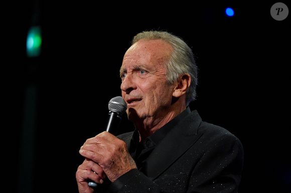 Exclusif - Yves Lecoq fête ses 80 ans au musée Grévin à Paris le 4 mai 2026.

© Anne-Sophie Guebey / Bestimage