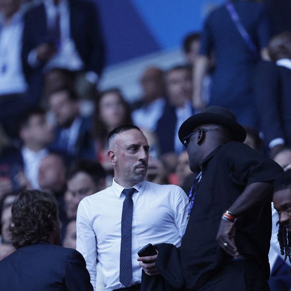 Franck Ribéry et Lilian Thuram - Les célébrités dans les tribunes de la finale de la Ligue Des Champions 2025 "PSG - Inter Milan (5-0)" à l'Allianz Arena de Munich, le 31 mai 2025.
© Cyril Moreau/Bestimage