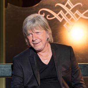 Le chanteur Renaud (Renaud Séchan) - Tournage de l'émission "Merci Renaud" dans les studios de la Plaine Saint-Denis le 15 novembre 2016, qui sera diffusée le samedi 17 décembre 2016 en prime time sur France 2. © Cyril Moreau / Bestimage
