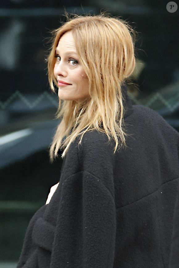 Vanessa Paradis - Arrivées et sorties du défilé Chanel Haute-Couture 2022 au Grand Palais Ephémère dans le cadre de la Fashion Week de Paris, France, le 25 janvier 2022. © Christophe Aubert via Bestimage