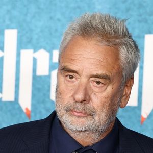 Hollywood, CA La première de 'Dracula' a eu lieu au TCL Chinese Theater à Hollywood, Californie le 03/02/2026/

Sur la photo : Luc Besson 

Photo : Backgrid USA / Bestimage