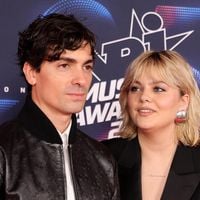 Louane et Florian Rossi bientôt mariés : la destination très courue où le musicien a fêté la fin de son célibat