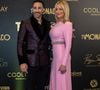 Sublime en robe rose fendue, Adriana Karembeu a illuminé la soirée au bras d’un Adil Rami stylé en costume rose et noir.

Adriana Karembeu et Adil Rami lors de la 21ème édition du concours de beauté "Top Model International" dans la salle des Étoiles du Sporting de Monte-Carlo à Monaco. © Martin Bousseau/Bestiamge