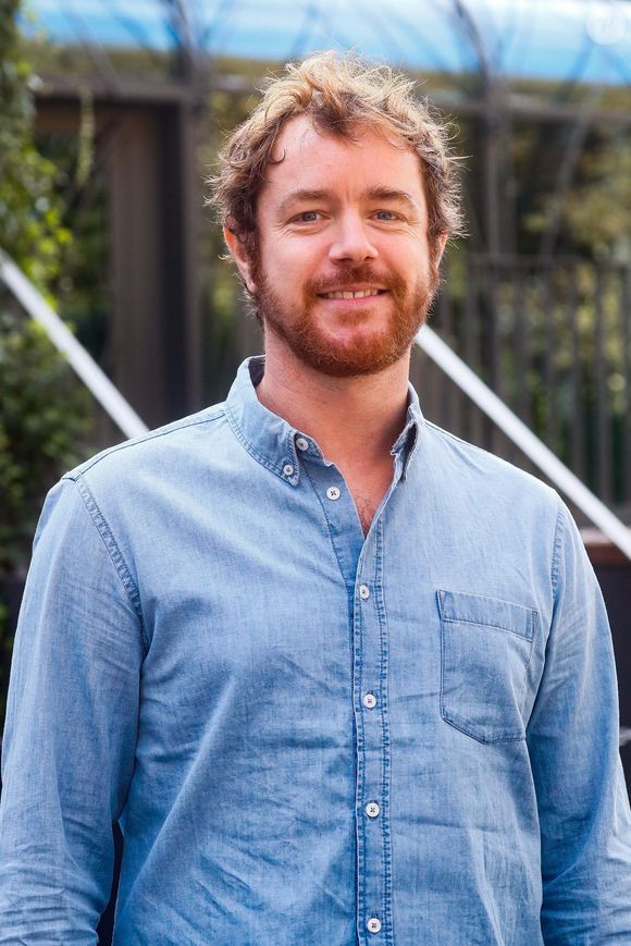 Exclusif - Gaël Giraudeau (fils de Anny Duperey et frère de Sara) - Arrivées à l'enregistrement de l'émission "Vivement Dimanche" présentée par M. Drucker et qui sera diffusée le 15 octobre 2023 sur France 3, au studio Gabriel à Paris, France, le 3 octobre 2023. © Christophe Clovis/Bestimage