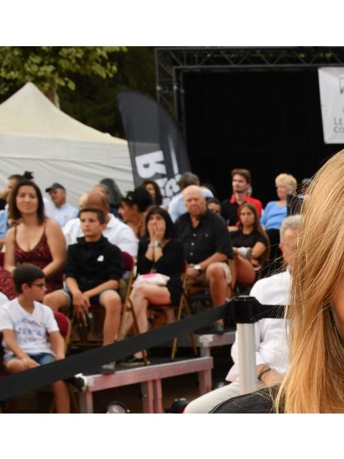 Jean Paul Belmondo : Sa fille Stella, quadrilingue, poursuit son parcours universitaire d'excellence à des milliers de kilomètre de la France