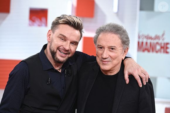 Exclusif - Jeanfi Janssens et Michel Drucker - Enregistrement de l'émission "Vivement dimanche" au studio Rive Gauche, presentée par Michel Drucker . Diffusion sur France 3 le  16/02/2025. © Guillaume Gaffiot/Bestimage