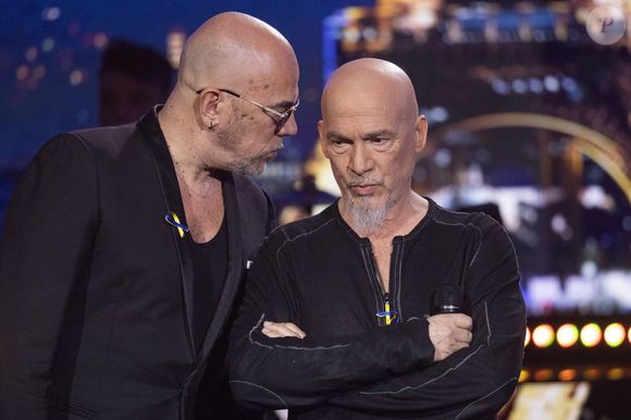 "Je rêvais de travailler pour Vanessa mais ça ne s’est jamais fait sans doute parce que j’ai travaillé avec Florent Pagny", a-t-il ainsi révélé

Florent Pagny et Pascal Obispo - Emission spéciale "Unis pour l'Ukraine" à la Maison de la Radio et de la Musique, diffusée en direct sur France 2 et présentée par Nagui et Leïla.Kaddour à Paris le 8 mars 2022.
© Cyril Moreau / Jack Tribeca / Bestimage