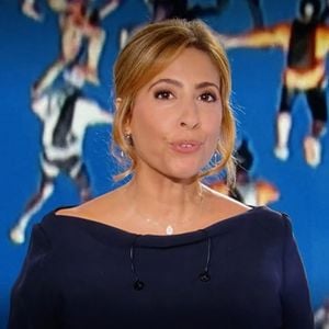 Captures d'écran - Léa Salamé présente son premier journal de 20 heures sur France 2  le 1er septembre 2025. 

© Alain Guizard / Bestimage