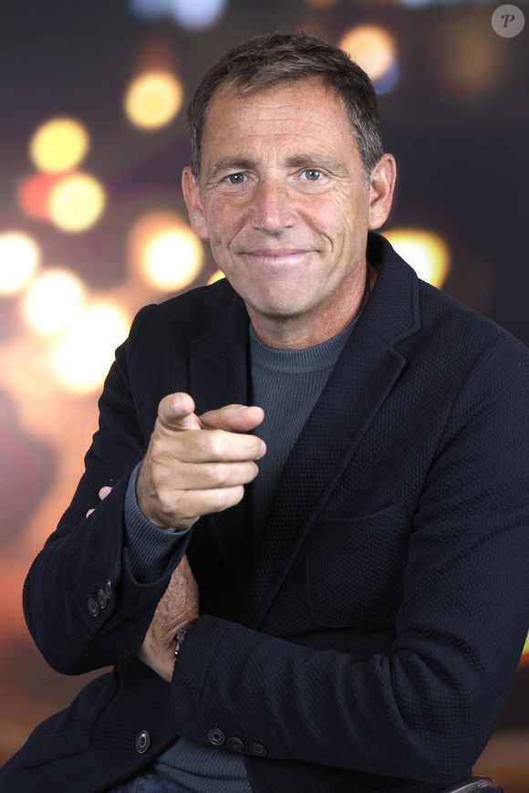 Portrait de Daniel Riolo lors de l'enregistrement de l'émission "Chez Jordan de Luxe" à Paris. Le 16 octobre 2023
© Cédric Perrin / Bestimage