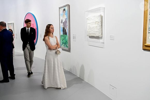 Le prince Albert II de Monaco, accompagné par sa nièce, la princesse Alexandra de Hanovre et son compagnon Ben-Sylvester Strautmann, a visité l'exposition d'été du Grimaldi Forum à Monaco, "Couleurs", en collaboration avec le Centre Pompidou, installée dans l'espace Indigo du centre des congèrs, du 8 juillet au 31 août 2025. © Bruno Bebert/Bestimage
