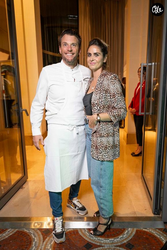 Exclusif - Norbert Tarayre et sa compagne Abi lors de l'inauguration du Restaurant & Bar 19.20 by Norbert Tarayre à l'hôtel Prince de Galles à Paris le 10 octobre 2023.
Pierre Perusseau / Coadic Guirec / Bestimage