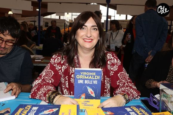 La romancière compare ce drame à une blessure qui ne se referme jamais

Virginie Grimaldi lors de la 41ème Foire du Livre de Brive dans La Halle Brassens, à Brive-la-Gaillarde, France, le 11 novembre 2023. © Jean-Marc-Lhomer/Bestimage