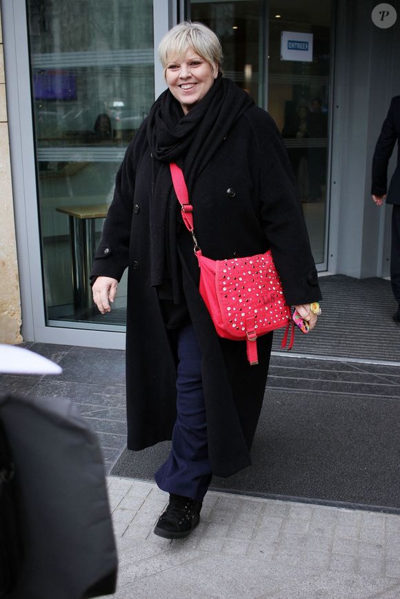 Exclusif - Laurence Boccolini - Les célébrités à la sortie de l'émission de radio Les Grosses Têtes sur RTL à Neuilly-sur-Seine le 21 janvier 2026. © Jonathan Rebboah/PsnewZ/Bestimage