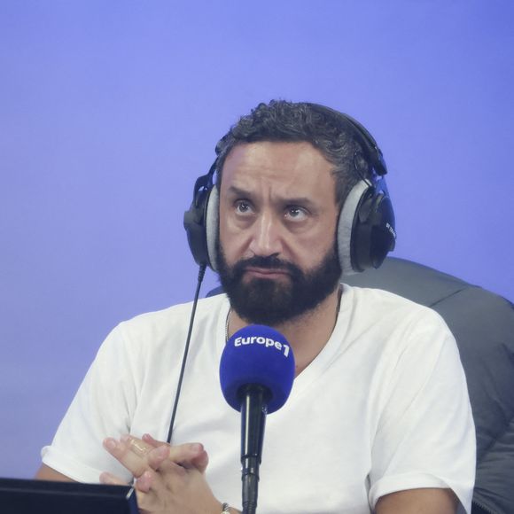 Exclusif - Cyril Hanouna sur le plateau de l'émission "On marche sur la tête" en direct sur Europe 1 le 29 janvier 2025.

© Jack Tribeca / Bestimage