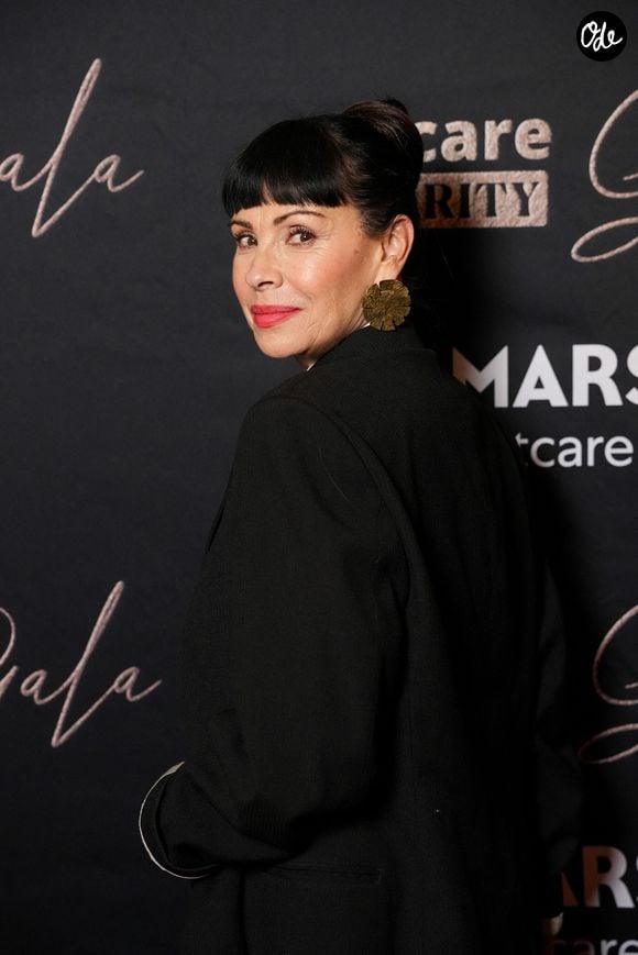 Avant de devenir la figure incontournable que l'on connaît, elle s'appelait en réalité Karin Haïm. 

Exclusif - Mathilda May - 2ème édition du grand gala de charité de l’Association "YouCare" au Cercle de l’Union Interalliée à Paris le 6 octobre 2026.  © Anne-Sophie Guebey/Bestimage