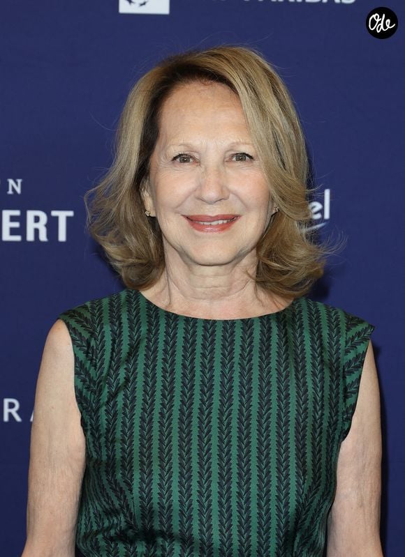 Elle a ainsi suivi les traces de sa défunte mère Nathalie Baye, qui était elle aussi actrice

Nathalie Baye - Photocall de la cérémonie d'ouverture de la 17ème édition du Festival du Film Francophone (FFA) de Angoulême. Le 27 août 2024
© Coadic Guirec / Bestimage